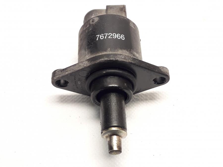 Framsidan på Tomgångsventil från en BMW R 1200 GS -2006 motorcykel.