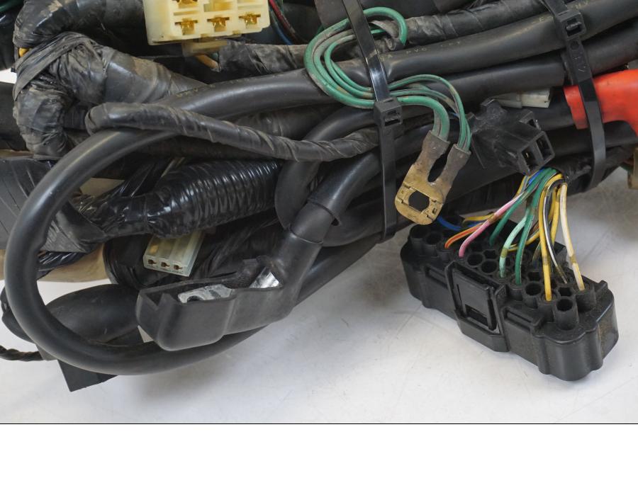 Extrabild1 på Kabelstam från en Honda XL 1000 V -1999 motorcykel.