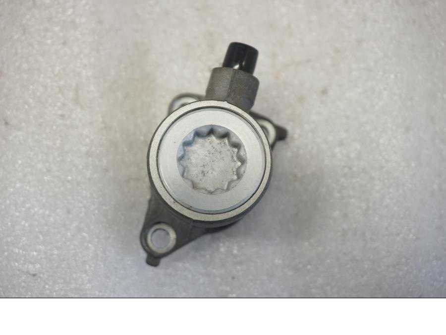 Framsidan på Kopplingslavcylinder från en Ducati Monster 796 -2013 motorcykel.