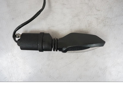 Höger sida på Blinkers LED från en KTM 1290 Super Duke R -2021 motorcykel.