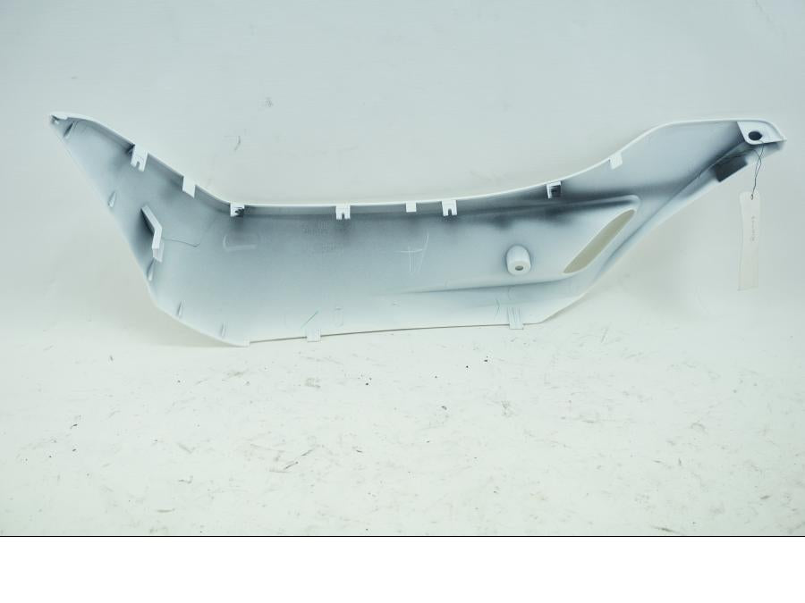 Baksidan på Sidkåpa från en Honda PCX 125 -2011 motorcykel.