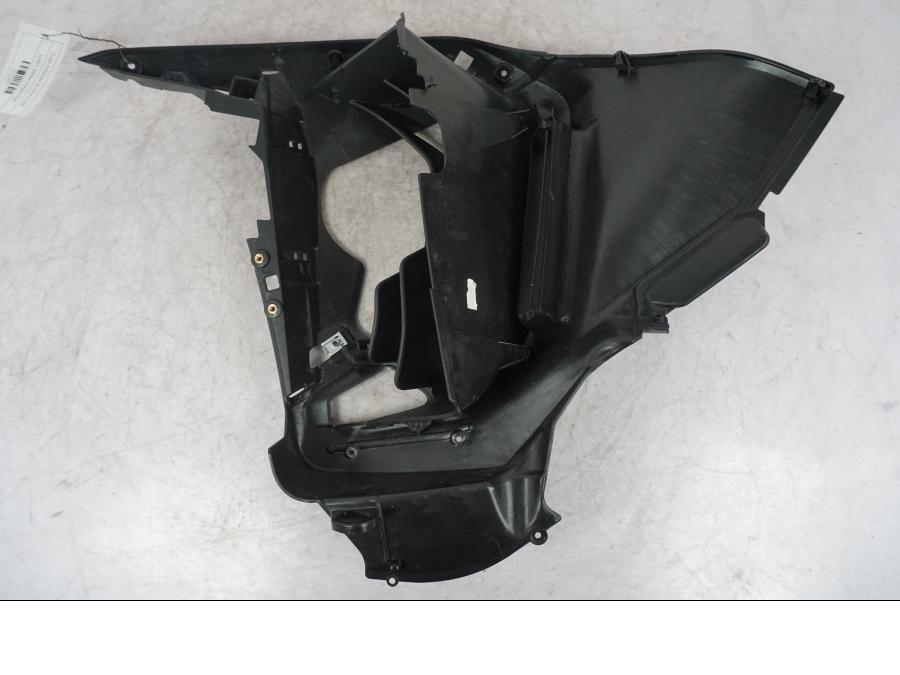 Extrabild4 på Sidkåpa innerplast från en Ducati Multistrada V4 -2024 motorcykel.