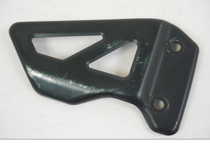 Framsidan på Fotpinnehälskydd från en Suzuki GSX-R 750 -2001 motorcykel.