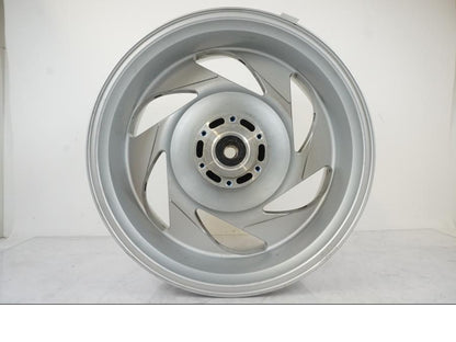 Extrabild2 på Fälg från en Suzuki VZR 1800 -2009 motorcykel.