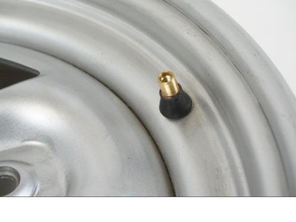 Höger sida på Fälg från en Yamaha YFM 700 -2018 ATV.