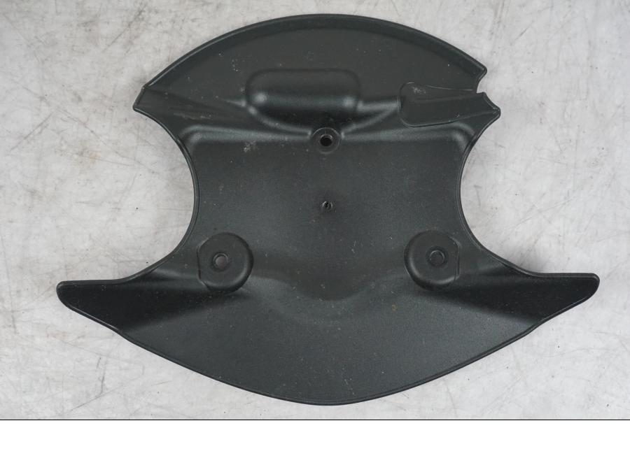 Framsidan på Luftvinge från en Ducati Multistrada V4 -2024 motorcykel.