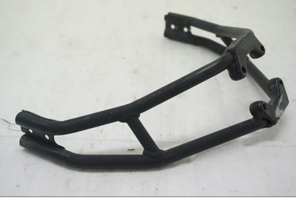 Baksidan på Fotpinnefäste inre från en MV Agusta Brutale 800 -2014 motorcykel.