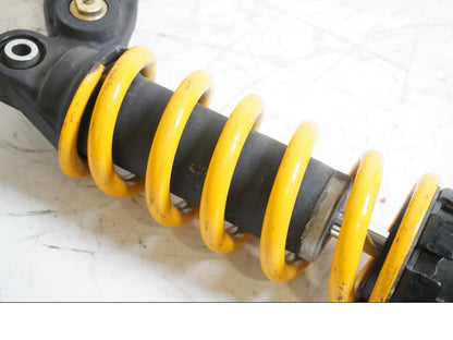 Höger sida på Stötdämpare från en Honda CBR 1000 RR -2004 motorcykel.