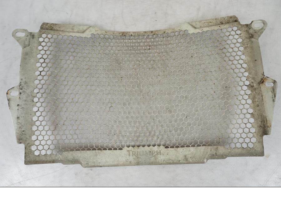 Framsidan på Vattenkylgaller från en Triumph Tiger Explorer -2013 motorcykel.