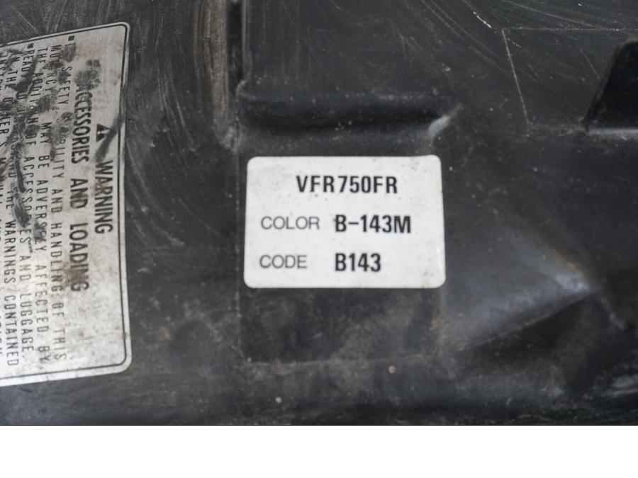 Höger sida på Undertail från en Honda VFR 750 -1994 motorcykel.