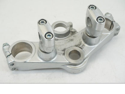 Framsidan på Gaffelkrona från en Honda XL 1000 V -1999 motorcykel.