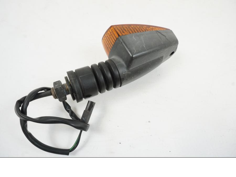 Baksidan på Blinkers från en Yamaha BT 1100 -2003 motorcykel.