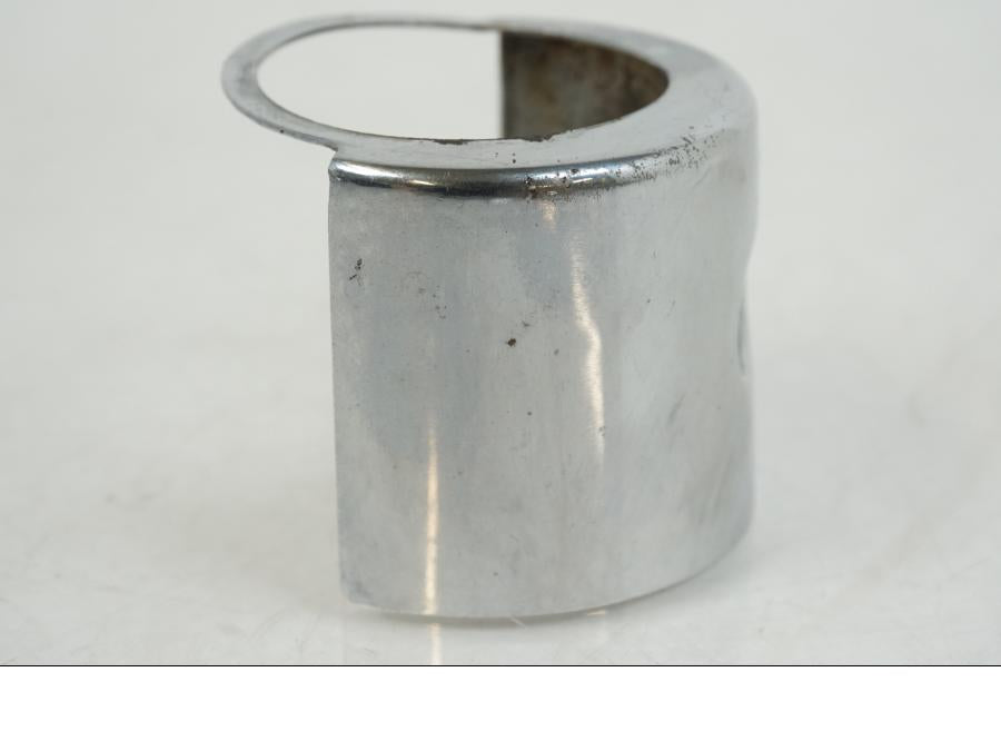 Snett uppifrån på Gaffelkronadekor från en Yamaha XV 1100 -1993 motorcykel.