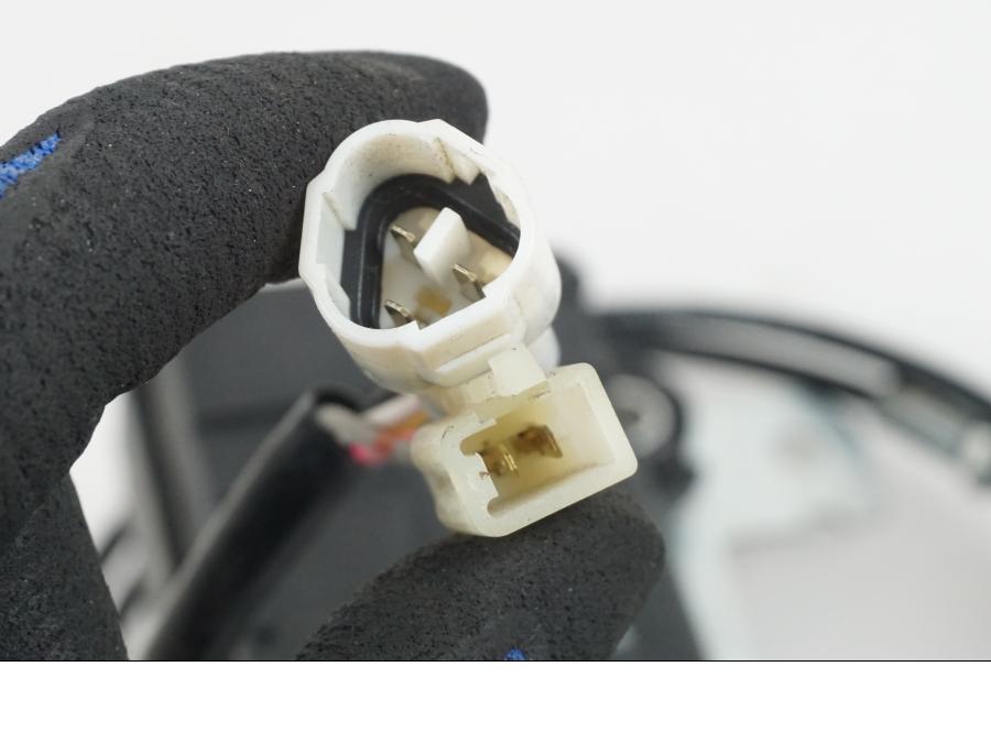 Extrabild5 på Avgasspjällmotor från en Suzuki GSX-R 1000 -2007 motorcykel.