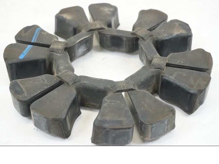 Baksidan på Ryckutjämnare från en Kawasaki NINJA 400 -2020 motorcykel.