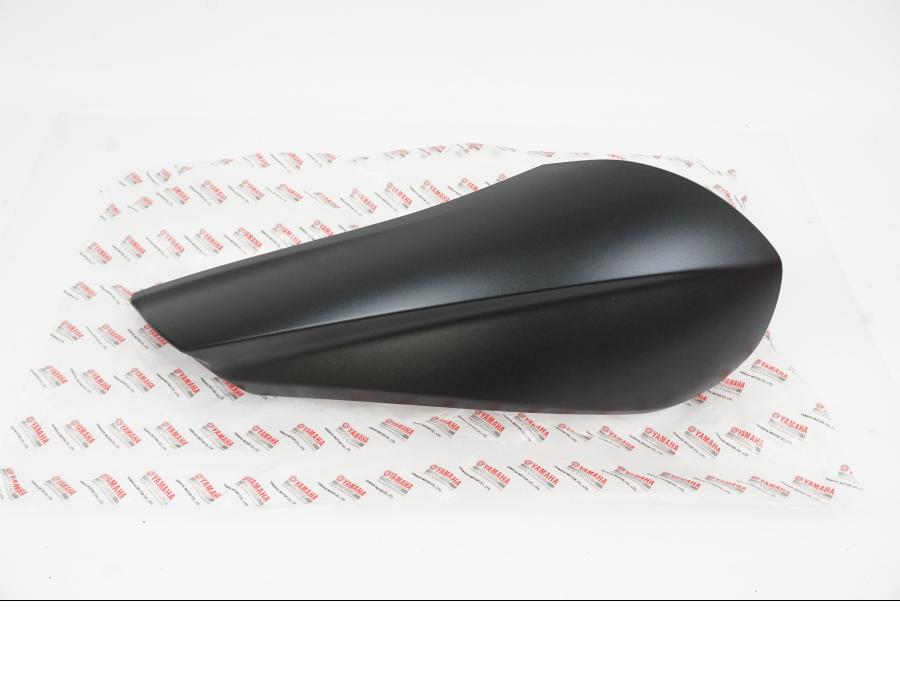 Framsidan på Framskärm från en Yamaha tricity 300 -2022 motorcykel.