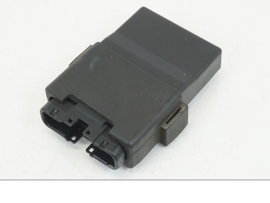 Framsidan på CDI / ECU från en Honda CB 750 -2002 motorcykel.