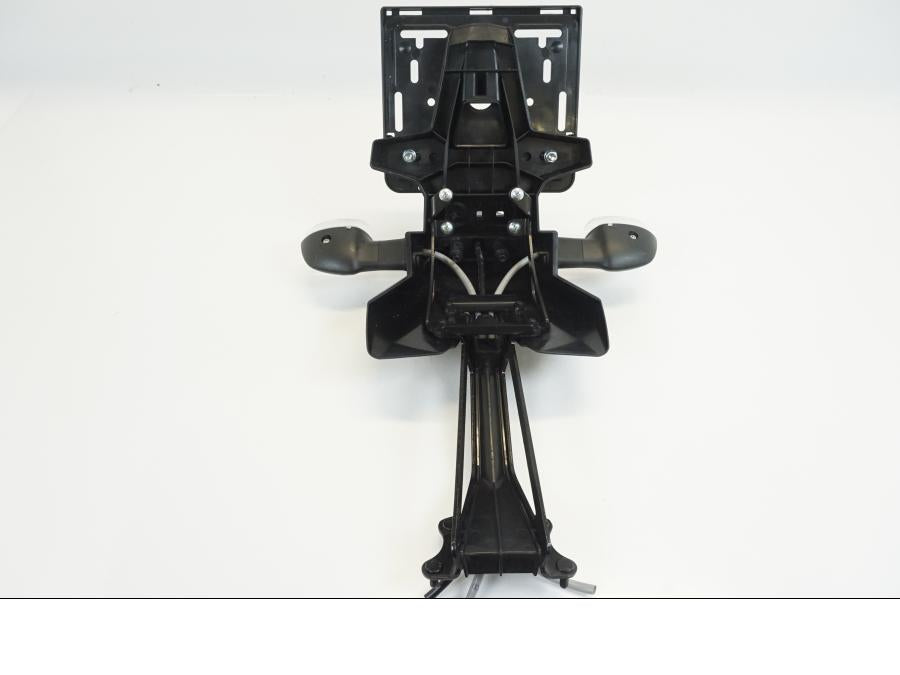 Höger sida på Skylthållare från en Yamaha MT-07 Tracer -2017 motorcykel.