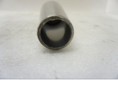 Snett uppifrån på Gaffelbendekor från en Suzuki VL 800 -2004 motorcykel.