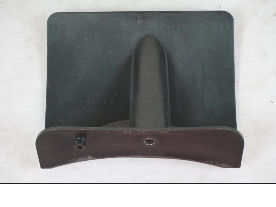 Vänster sida på Svingskärm från en Suzuki SV 650 -1999 motorcykel.