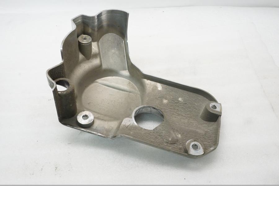 Höger sida på Motorkåpa från en Yamaha XVS 650 -1999 motorcykel.