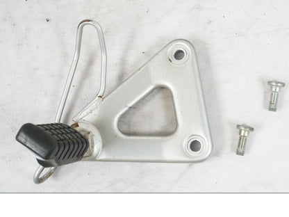 Framsidan på Fotpinne från en Kawasaki KL 650A -1987 motorcykel.