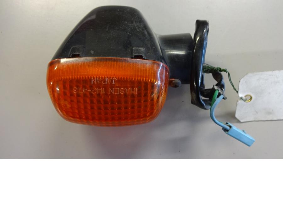Baksidan på Blinkers från en Honda CBR 1100 XX -1999 motorcykel.