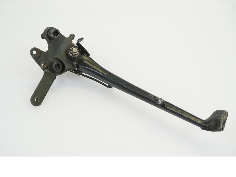 Framsidan på Sidostöd från en Suzuki GSX 1300 R -2010 motorcykel.