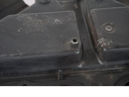 Extrabild2 på Luftburk från en Honda CBR 1100 XX -1999 motorcykel.