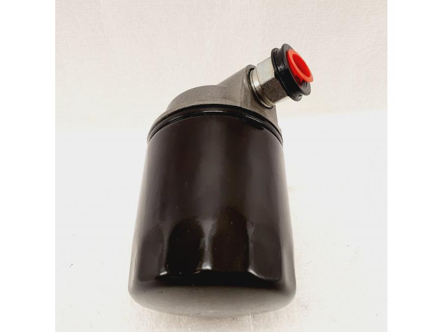 Vänster sida på Oljefilter från en H-D V-Rod 1130 -2005 motorcykel.