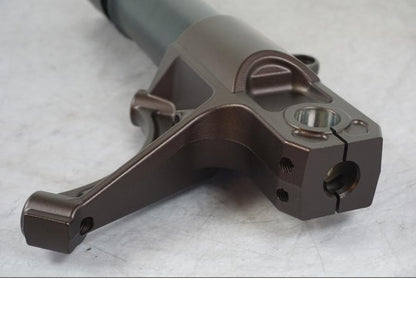 Baksidan på Gaffelben från en Yamaha V-Max 1700 -2009 motorcykel.