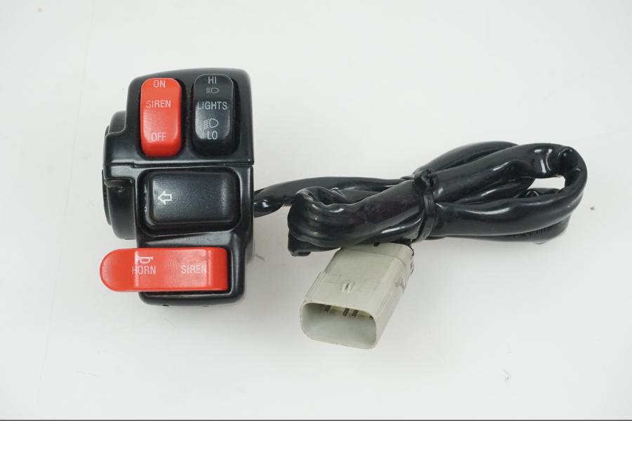 Framsidan på Styrelreglage från en H-D Electra Glide FLHT -2013 motorcykel.