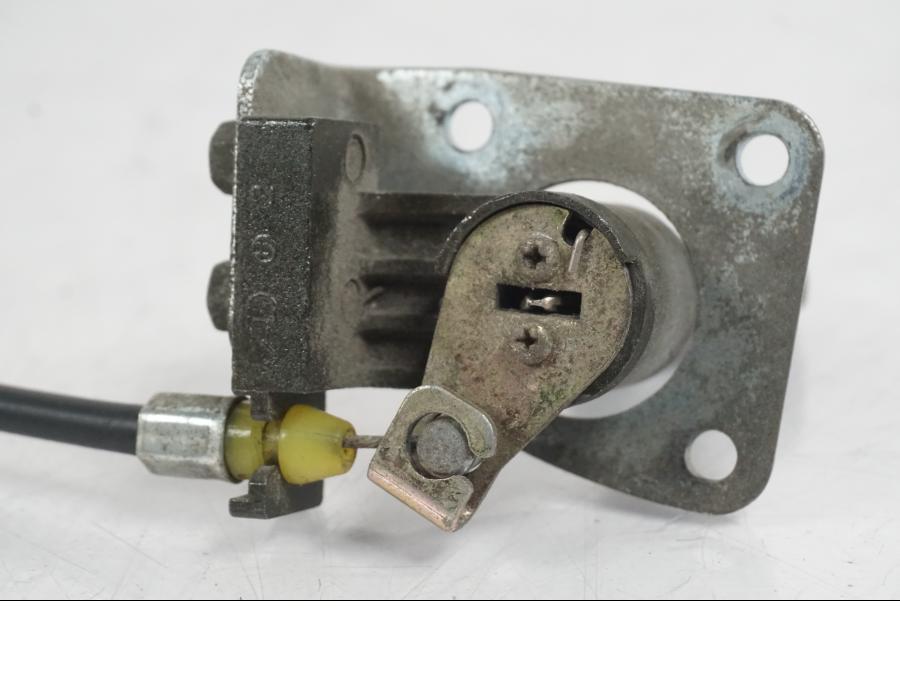 Extrabild2 på <p>Sadellås från Suzuki GSX 750 W 2002.</p>

<p>Med 1st nyckel.</p> motorcykel.