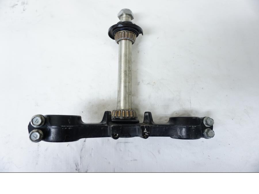 Framsidan på Gaffelkrona från en Kawasaki ZX-6R -1995 motorcykel.