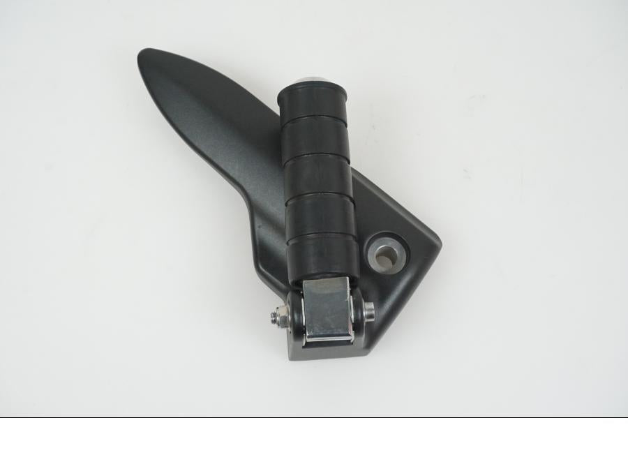 Baksidan på Fotpinne från en Yamaha XV 1900 -2007 motorcykel.