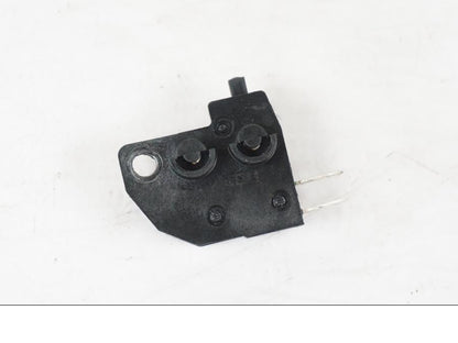 Baksidan på Bromsljuskontakt från en Kawasaki ZX-6R -2011 motorcykel.