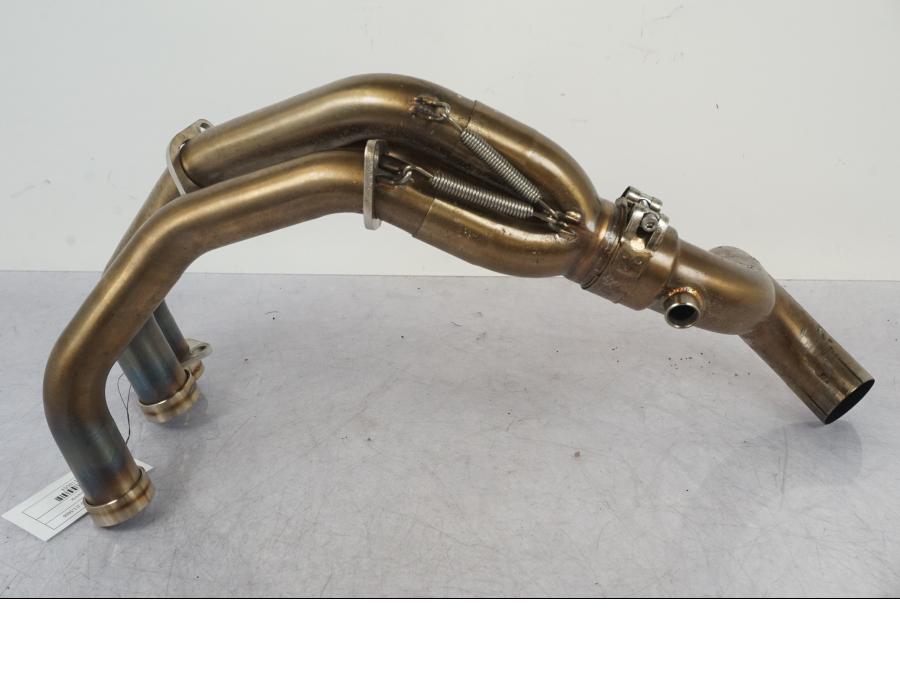 Höger sida på Grenrör från en Yamaha MT-09 SP -2018 motorcykel.