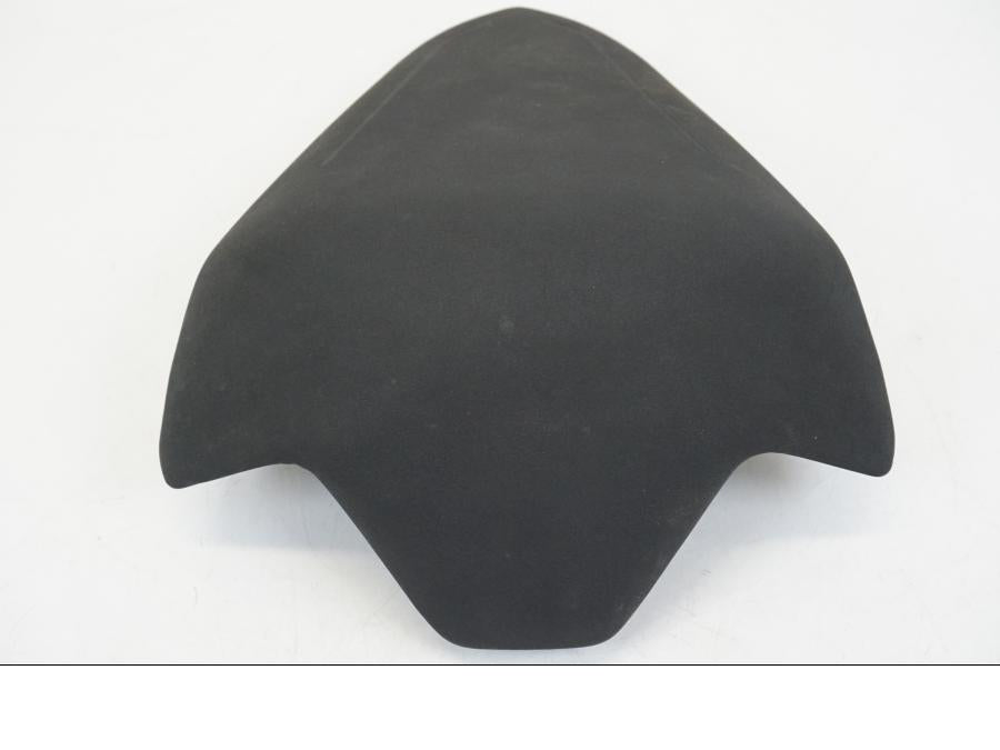 Baksidan på Sadel från en Ducati Streetfighter V4 -2020 motorcykel.