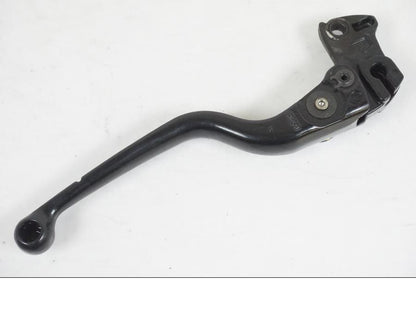 Vänster sida på Kopplingsgrepp från en KTM 390 Adventure -2021 motorcykel.