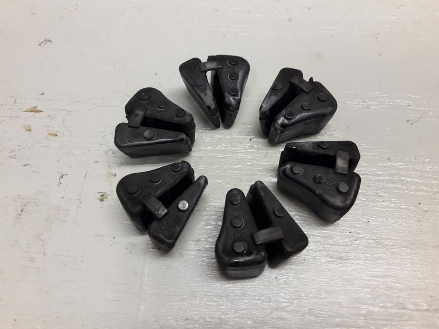 Framsidan på Ryckutjämnare från en Yamaha XSR 900 -2016 motorcykel.