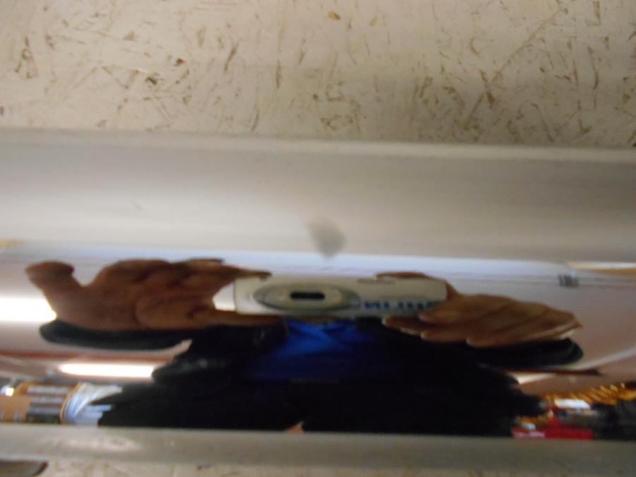 Baksidan på Ljuddämpare från en Triumph Bonneville -2001 motorcykel.