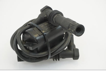 Framsidan på Tändspole från en BMW R 1150 R -2002 motorcykel.