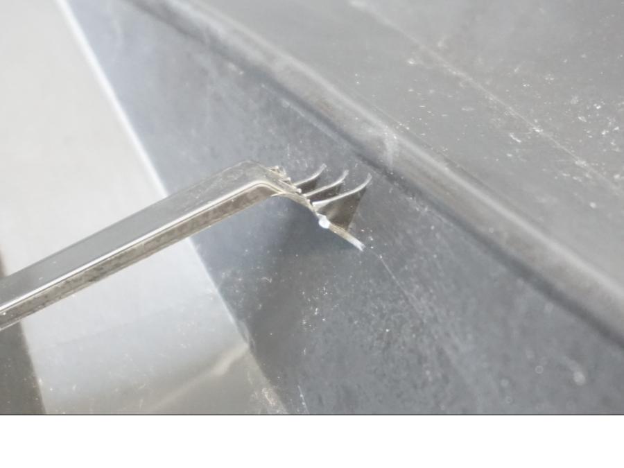 Vänster sida på Sidkåpa från en Suzuki DL 650 -2017 motorcykel.