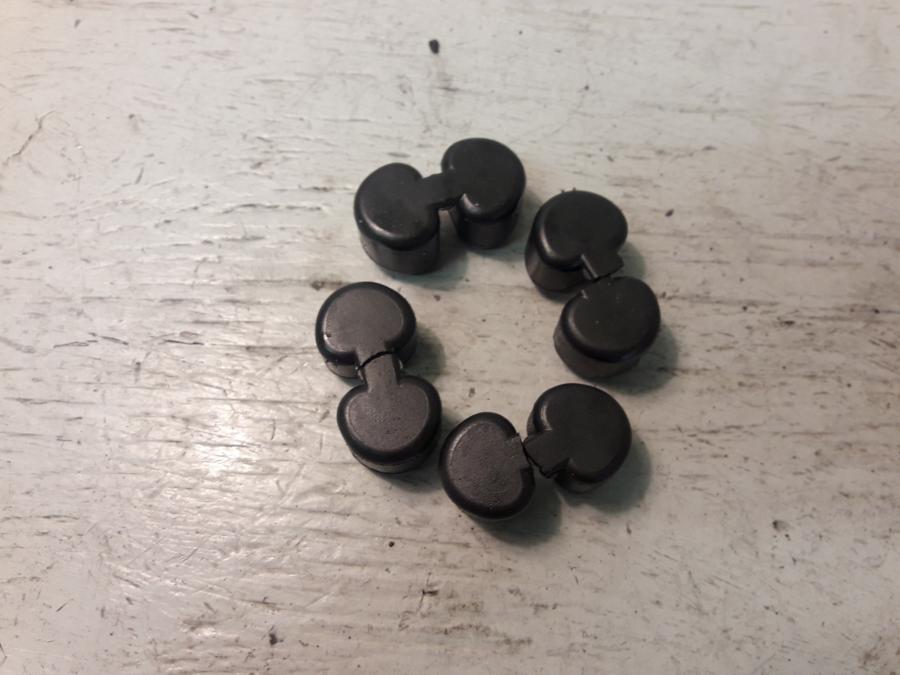 Framsidan på Ryckutjämnare från en BMW K 1200 S -2008 motorcykel.