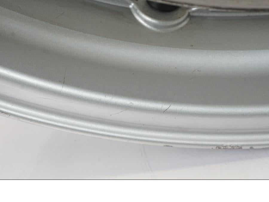 Extrabild6 på Hjulpaket från en Honda NT 700 -2008 motorcykel.