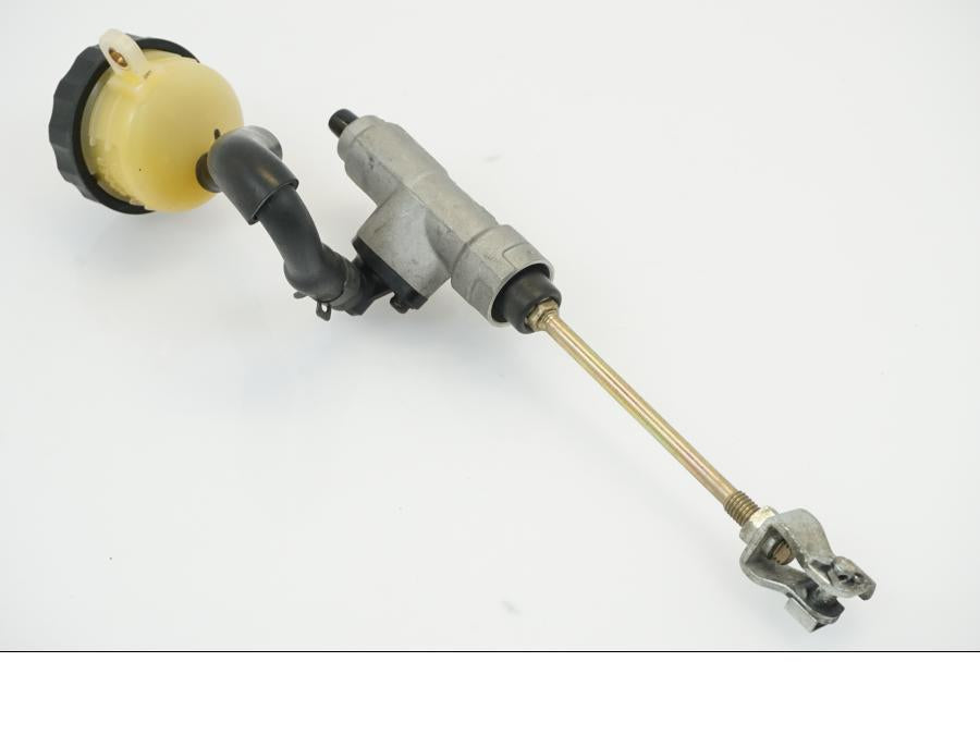 Extrabild2 på Bromshuvudcylinder från en Honda XRV 750 -2003 motorcykel.