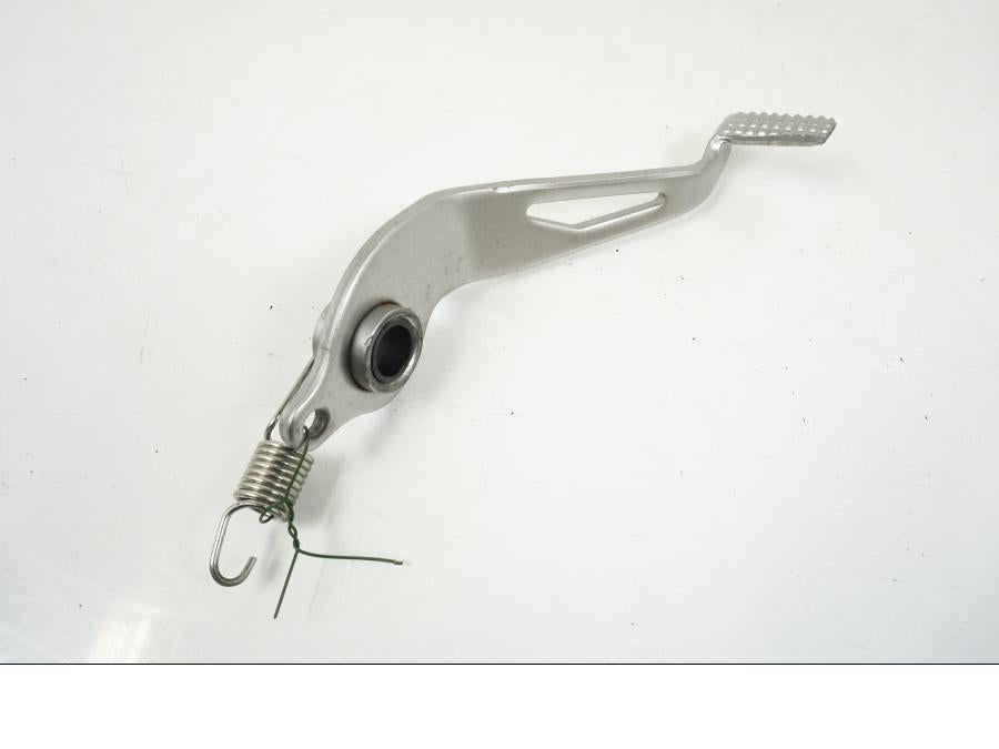 Framsidan på Bromspedal från en Kawasaki Z 1000 -2017 motorcykel.