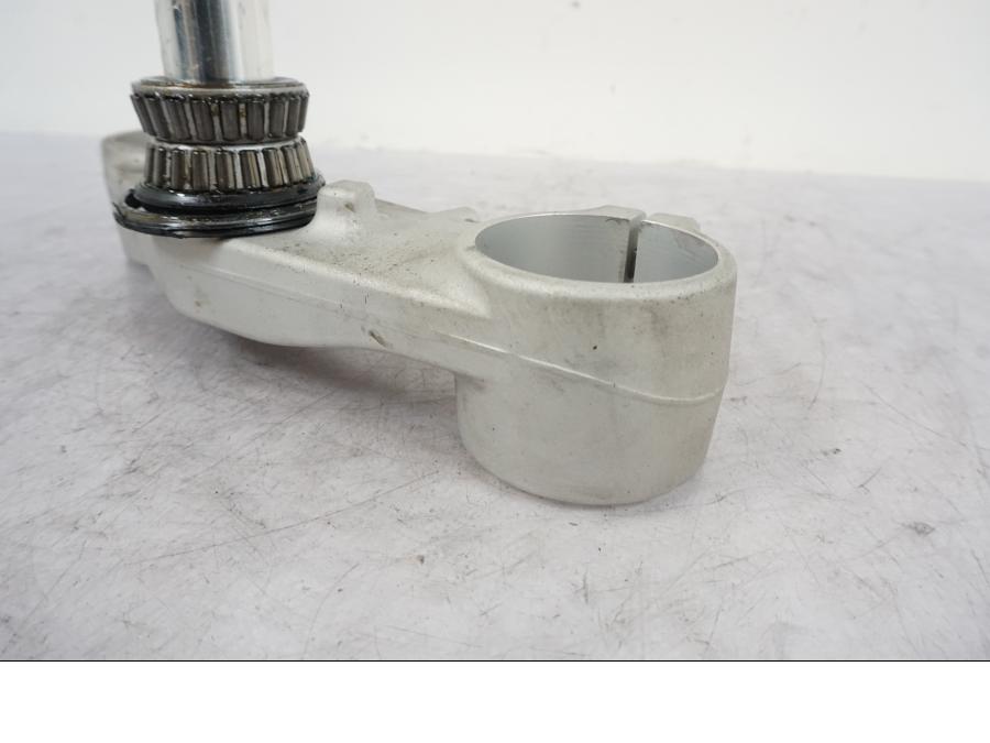 Extrabild1 på Gaffelkrona från en KTM 690 Duke -2014 motorcykel.