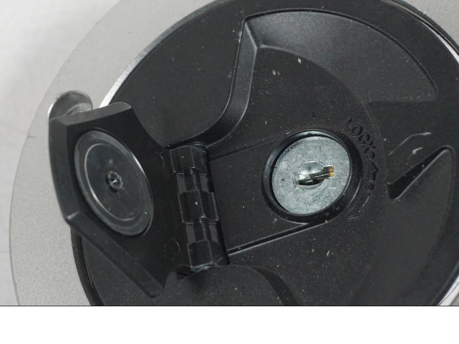 Extrabild5 på Låssats från en Kawasaki Z 1000 -2011 motorcykel.