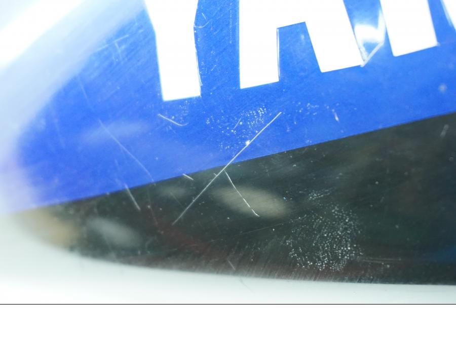 Extrabild1 på Bensintank från en Yamaha YZF 1000 R -1997 motorcykel.